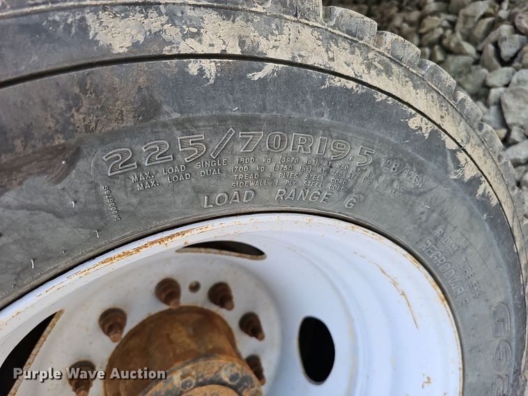 image for item DO4369 2015 Ford F550 Super Duty  utility / service truck