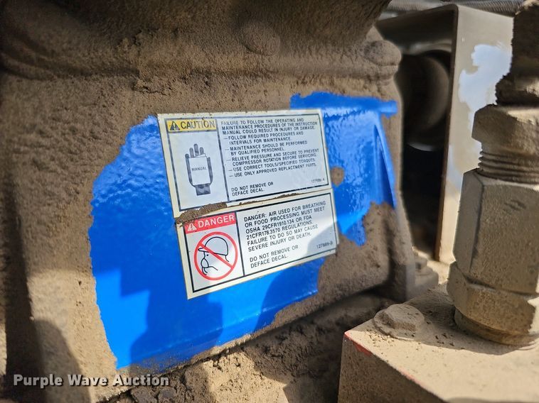 image for item DO4370 2018 Dodge Ram 5500HD  utility / service truck