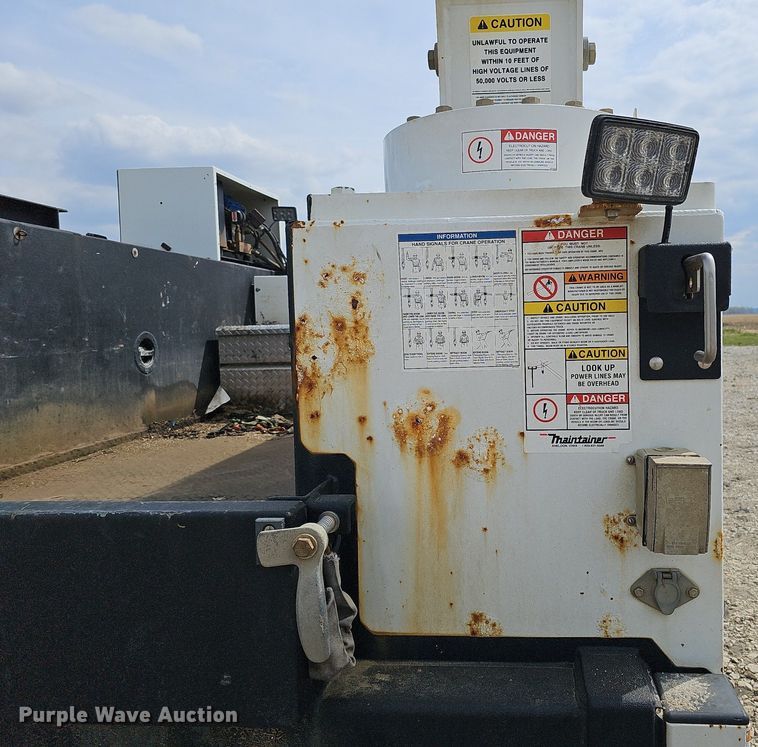 image for item DO4370 2018 Dodge Ram 5500HD  utility / service truck