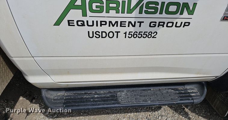 image for item DO4370 2018 Dodge Ram 5500HD  utility / service truck