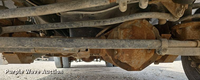 image for item DO4370 2018 Dodge Ram 5500HD  utility / service truck