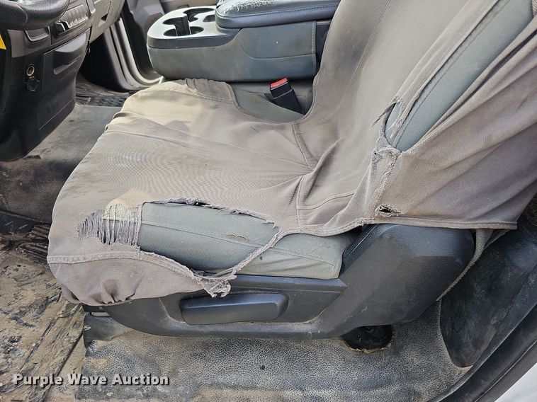 image for item DO4370 2018 Dodge Ram 5500HD  utility / service truck