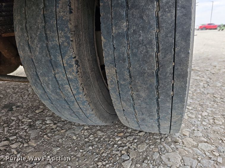 image for item DO4370 2018 Dodge Ram 5500HD  utility / service truck