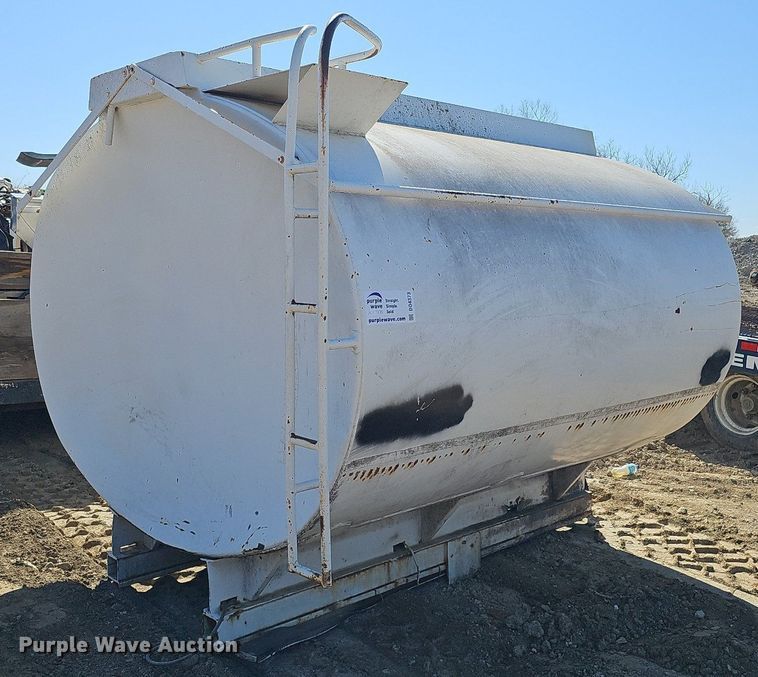 image for item DO4373 Arrow Tank and Engineering Co. MC306MS water truck bed