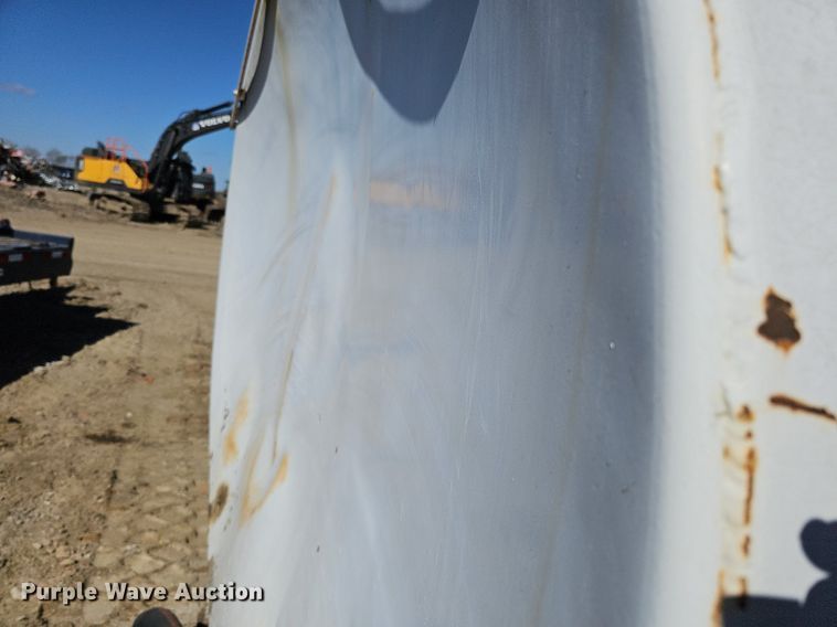 image for item DO4373 Arrow Tank and Engineering Co. MC306MS water truck bed