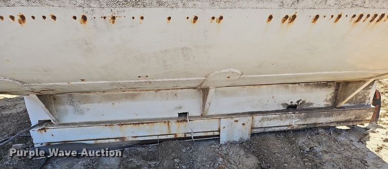 image for item DO4373 Arrow Tank and Engineering Co. MC306MS water truck bed