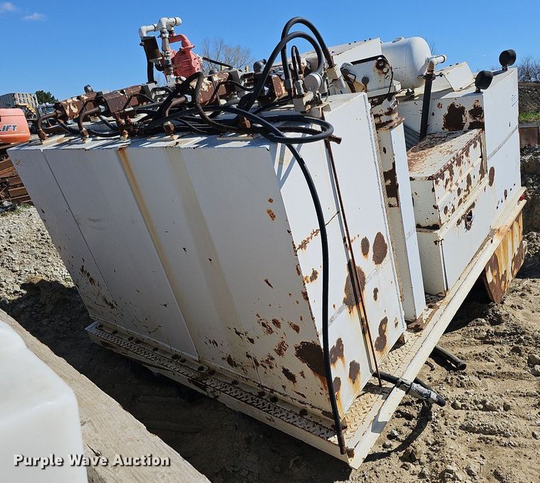 image for item DO4374 Utility / service truck bed