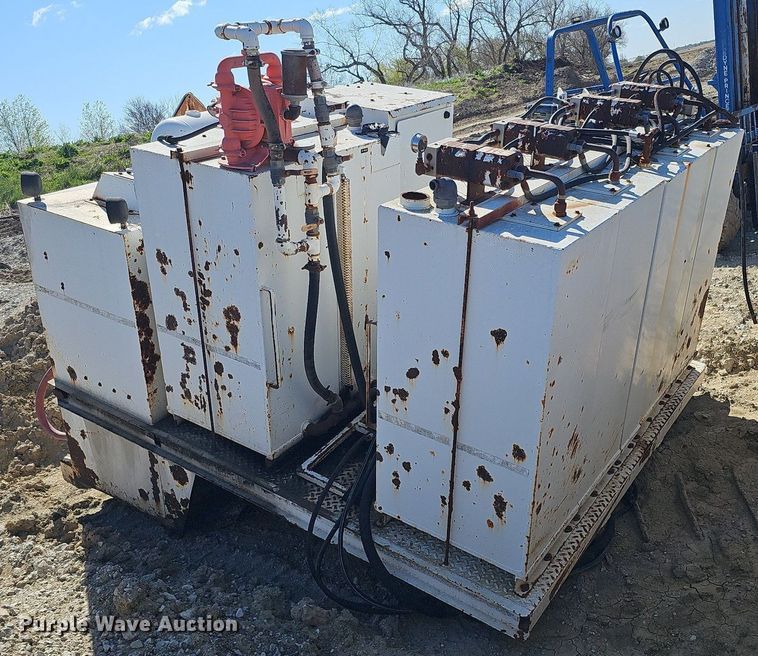 image for item DO4374 Utility / service truck bed