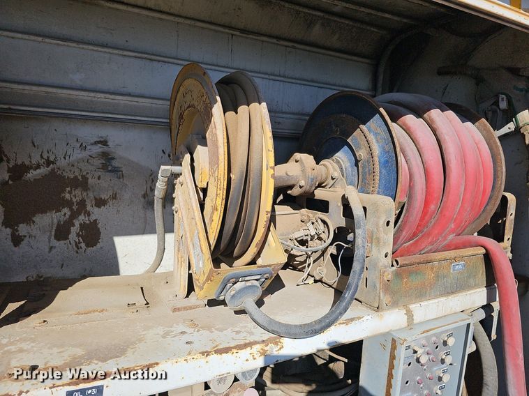 image for item DO4374 Utility / service truck bed