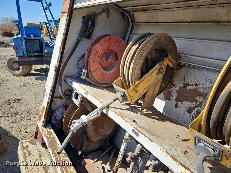 image for item DO4374 Utility / service truck bed