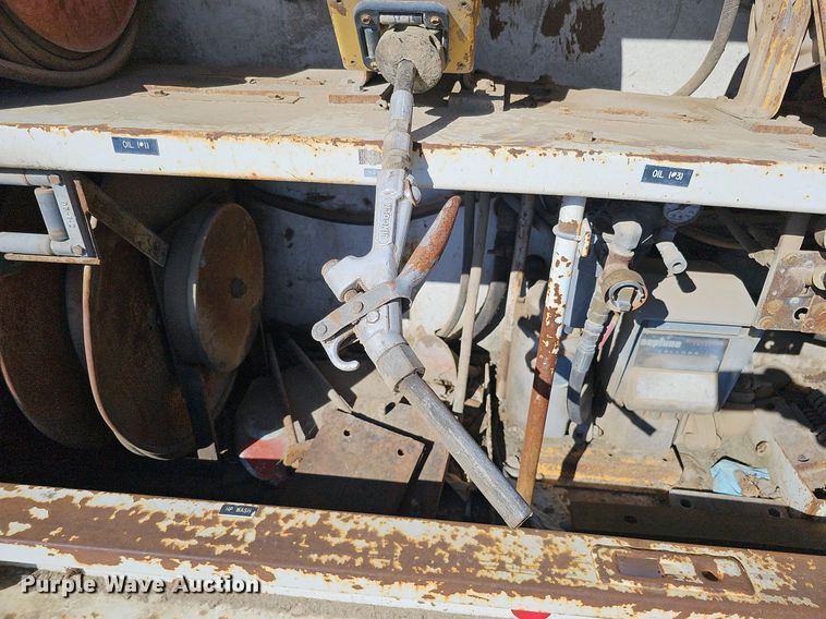 image for item DO4374 Utility / service truck bed