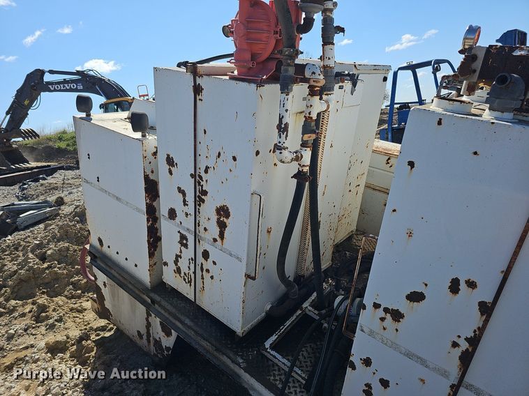 image for item DO4374 Utility / service truck bed