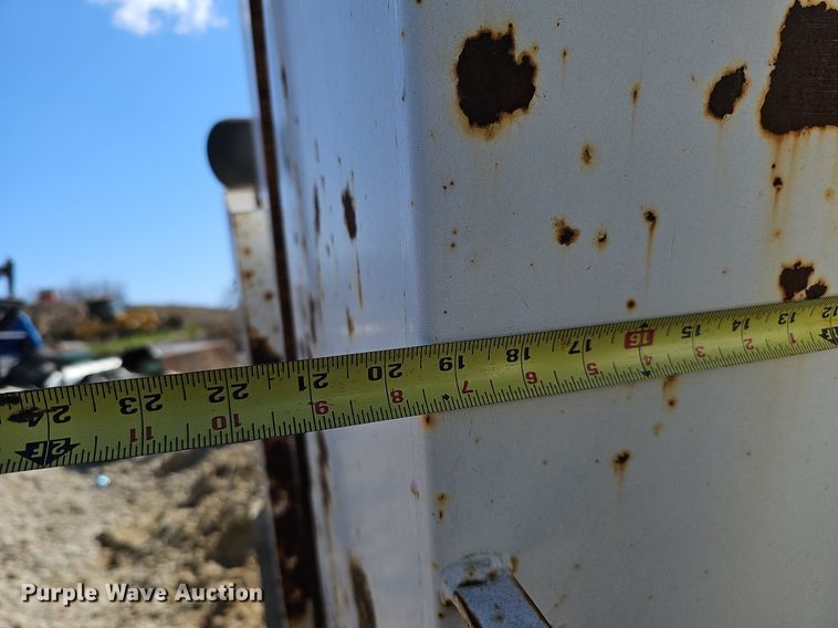 image for item DO4374 Utility / service truck bed