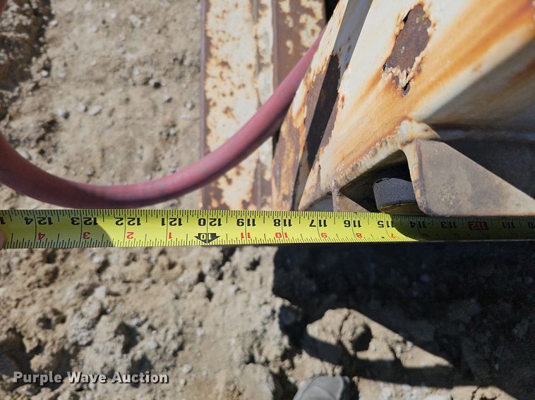 image for item DO4374 Utility / service truck bed