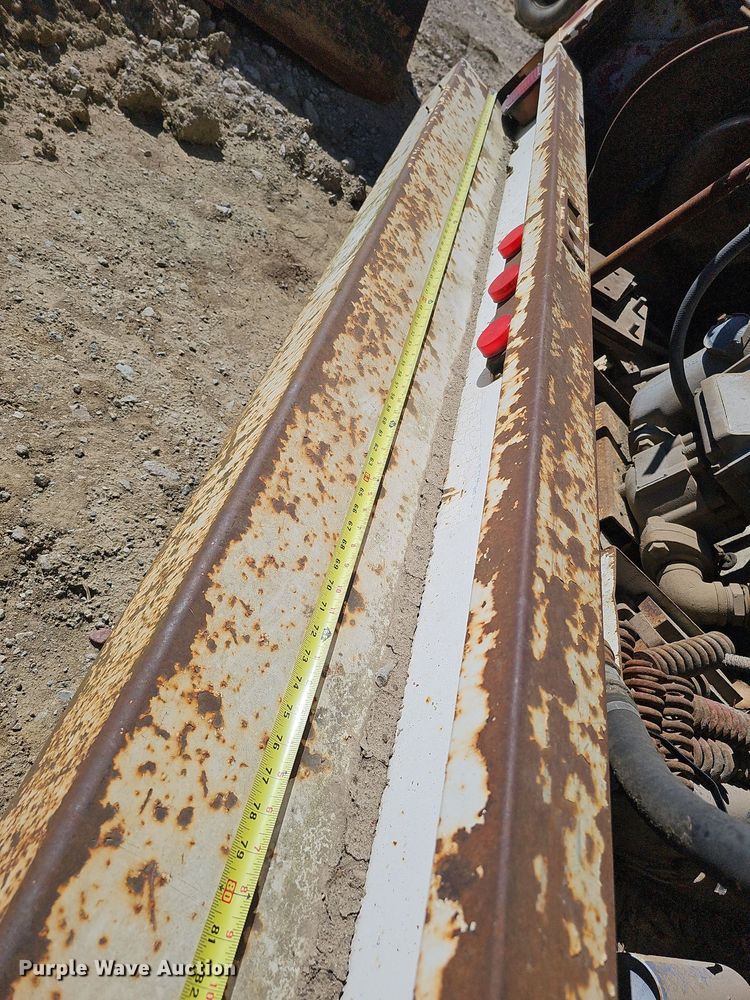 image for item DO4374 Utility / service truck bed