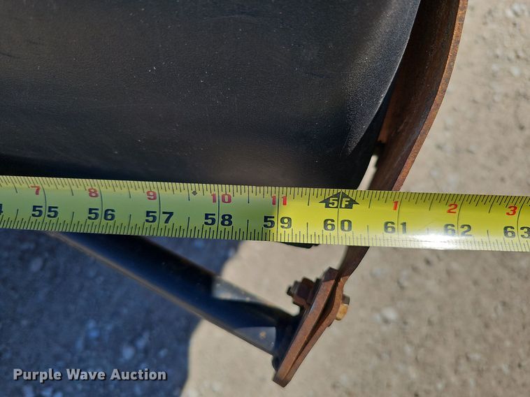 image for item DO4375 2006 Freightliner Business Class M2  street sweeper truck