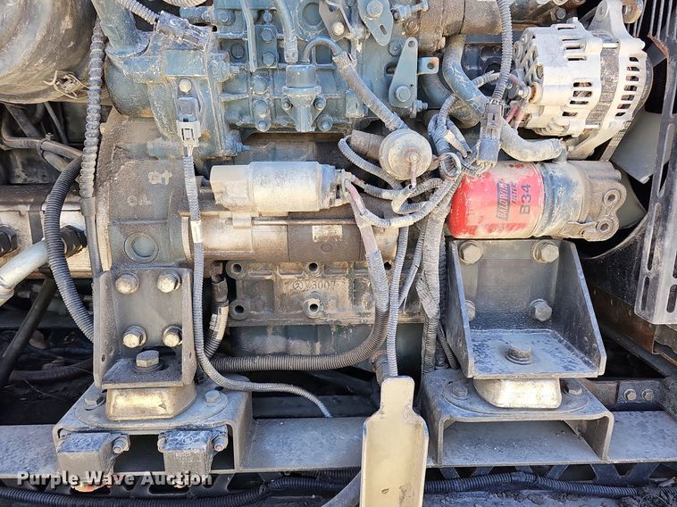 image for item DO4375 2006 Freightliner Business Class M2  street sweeper truck