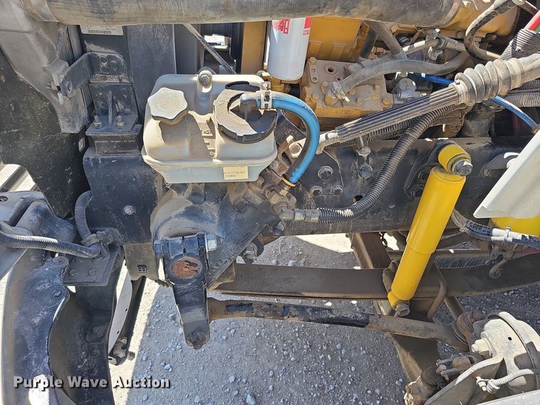 image for item DO4375 2006 Freightliner Business Class M2  street sweeper truck