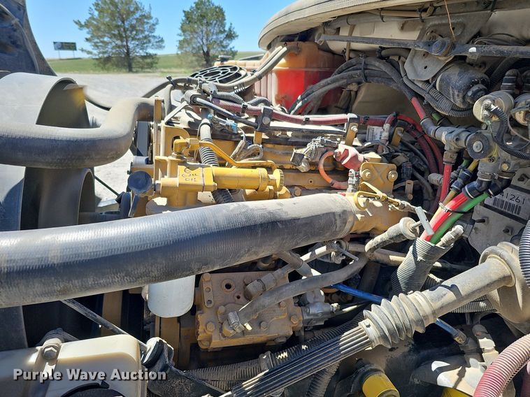 image for item DO4375 2006 Freightliner Business Class M2  street sweeper truck