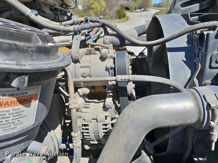 image for item DO4375 2006 Freightliner Business Class M2  street sweeper truck