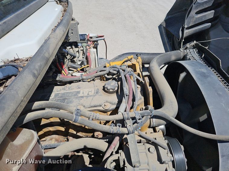 image for item DO4375 2006 Freightliner Business Class M2  street sweeper truck