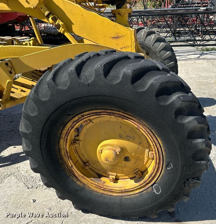 image for item DO4923 Caterpillar 112  rigid frame motor grader