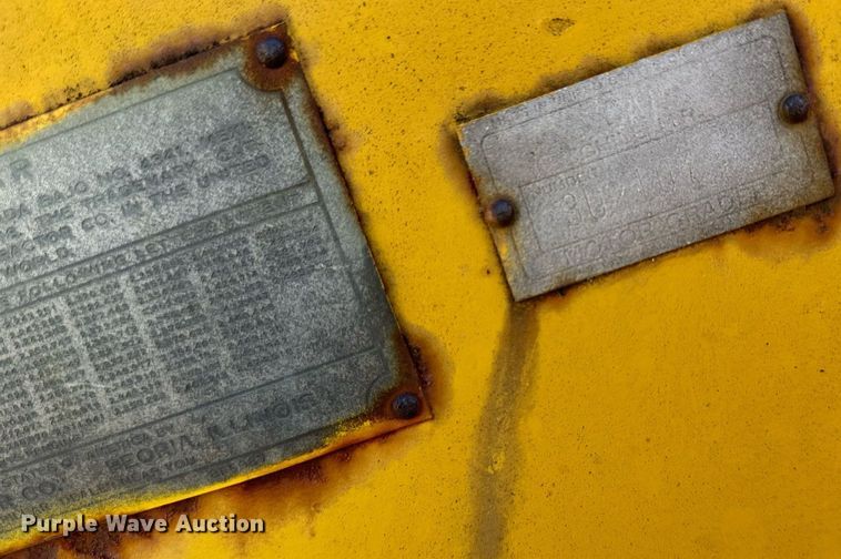 image for item DO4923 Caterpillar 112  rigid frame motor grader