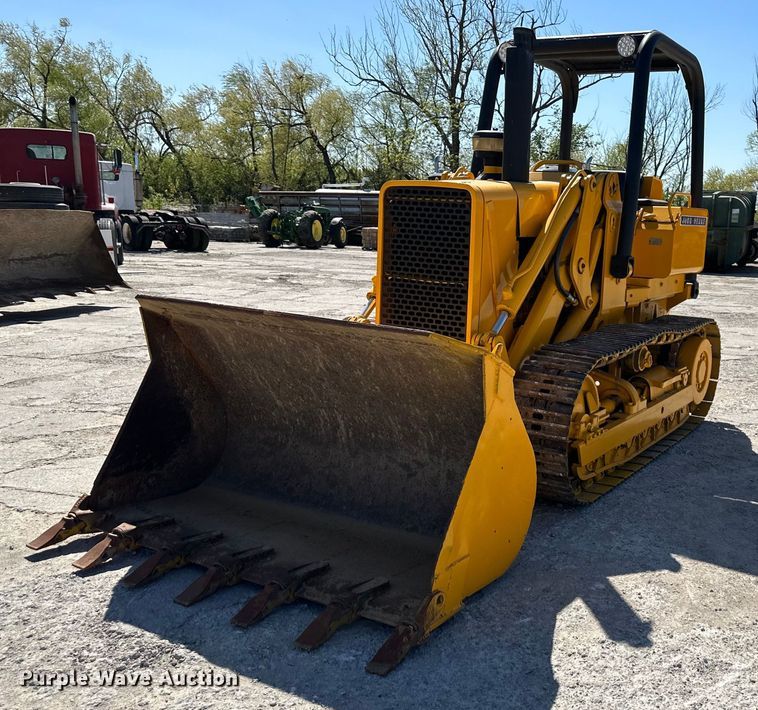 image for item DO4925 1975 John Deere 555A  track loader