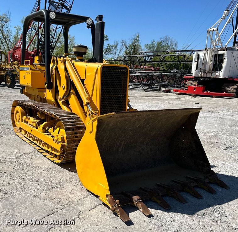 image for item DO4925 1975 John Deere 555A  track loader