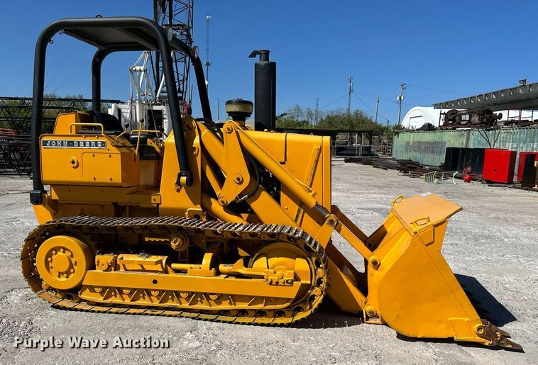 image for item DO4925 1975 John Deere 555A  track loader