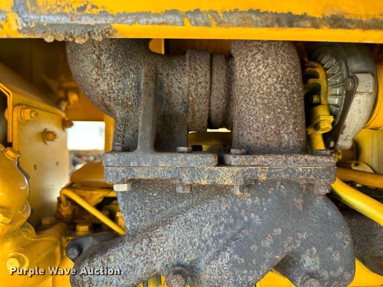 image for item DO4925 1975 John Deere 555A  track loader