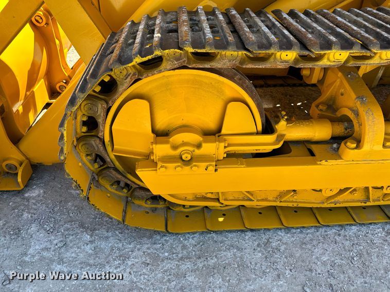 image for item DO4925 1975 John Deere 555A  track loader