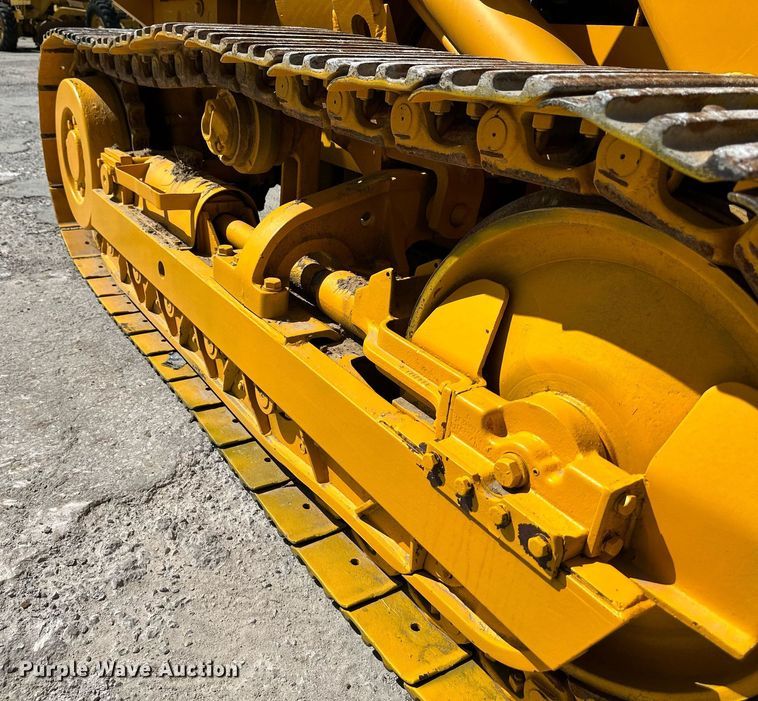 image for item DO4925 1975 John Deere 555A  track loader