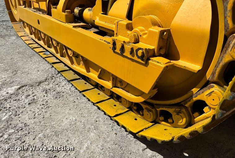 image for item DO4925 1975 John Deere 555A  track loader