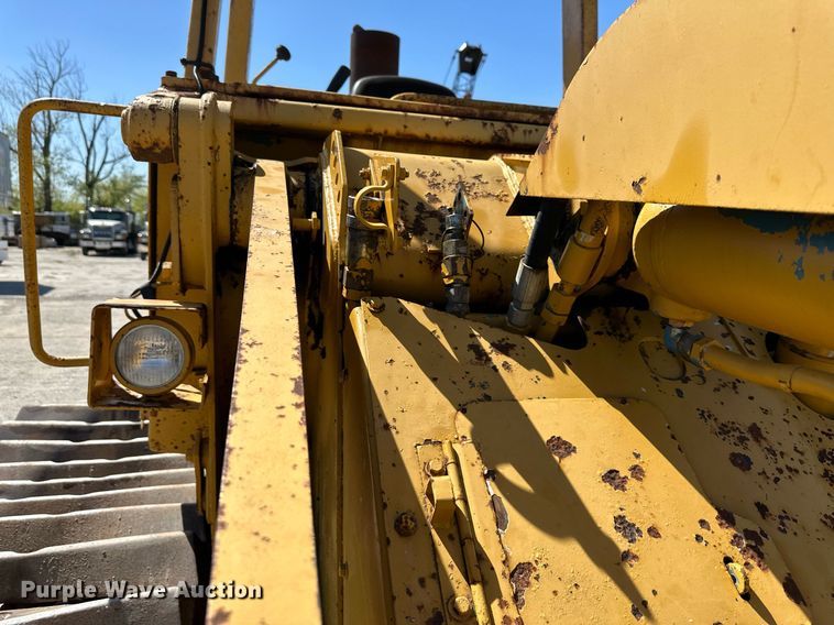 image for item DO4926 1987 Caterpillar 953  track loader