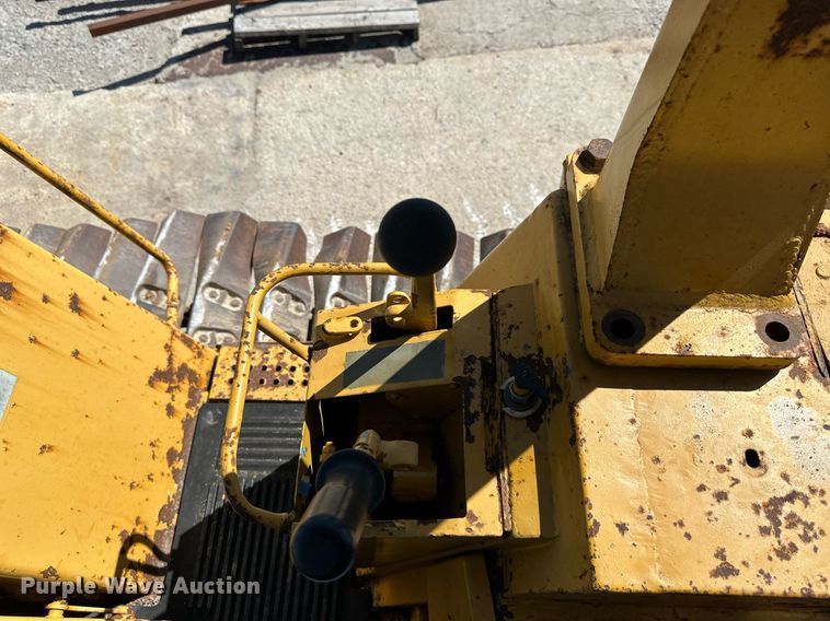 image for item DO4926 1987 Caterpillar 953  track loader