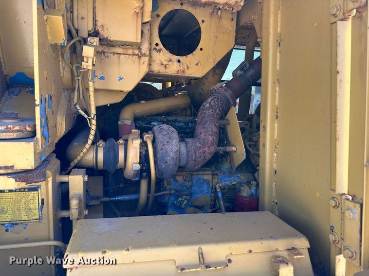 image for item DO4926 1987 Caterpillar 953  track loader