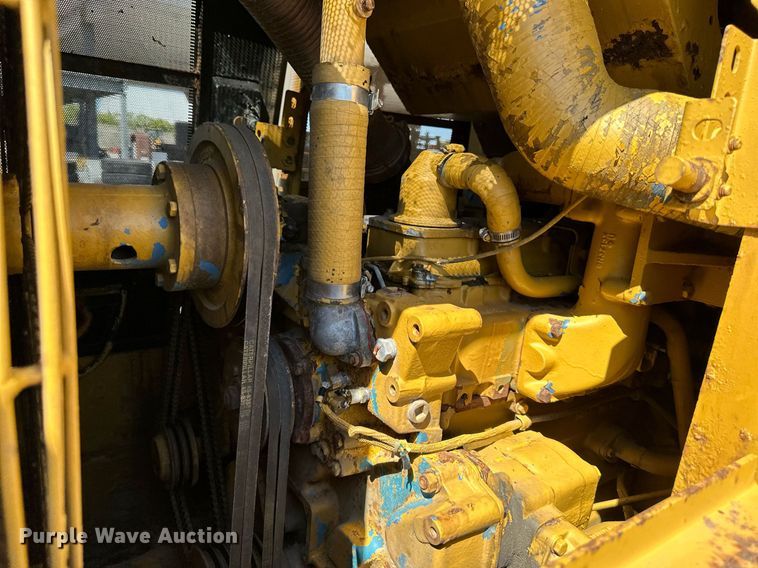 image for item DO4926 1987 Caterpillar 953  track loader