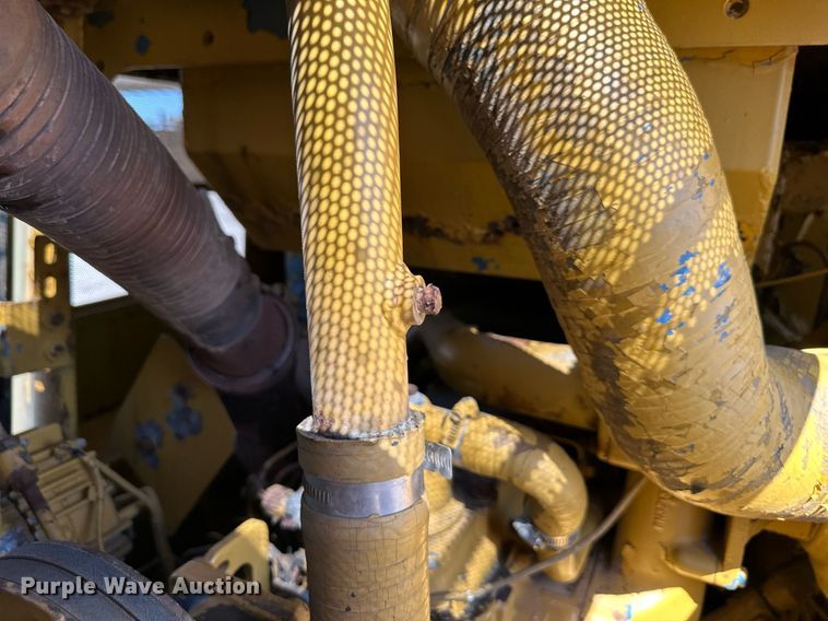 image for item DO4926 1987 Caterpillar 953  track loader