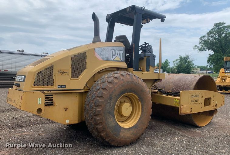 image for item DP8625 2008 Caterpillar CS56  single drum vibratory roller