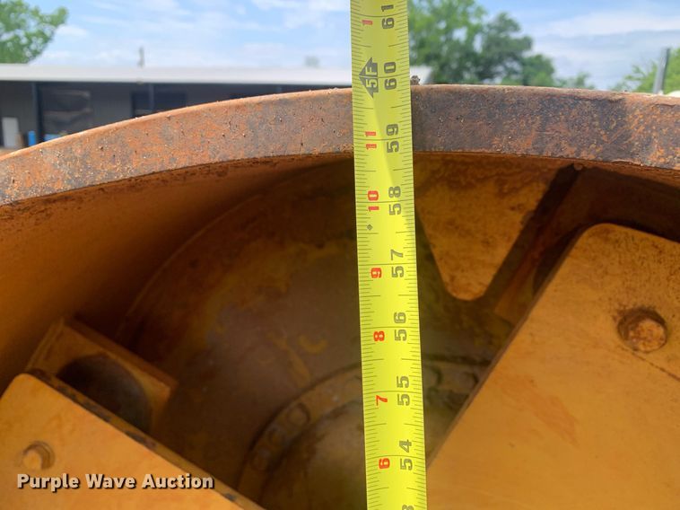 image for item DP8625 2008 Caterpillar CS56  single drum vibratory roller