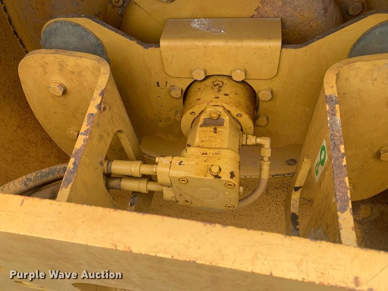 image for item DP8625 2008 Caterpillar CS56  single drum vibratory roller