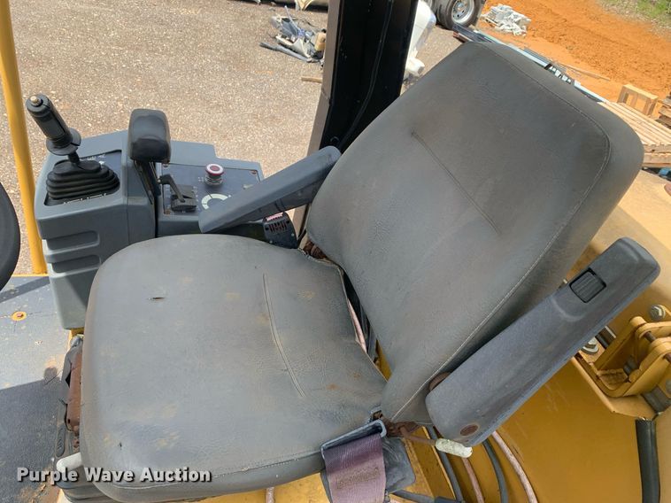 image for item DP8625 2008 Caterpillar CS56  single drum vibratory roller