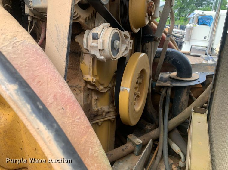 image for item DP8625 2008 Caterpillar CS56  single drum vibratory roller