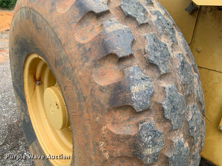 image for item DP8625 2008 Caterpillar CS56  single drum vibratory roller