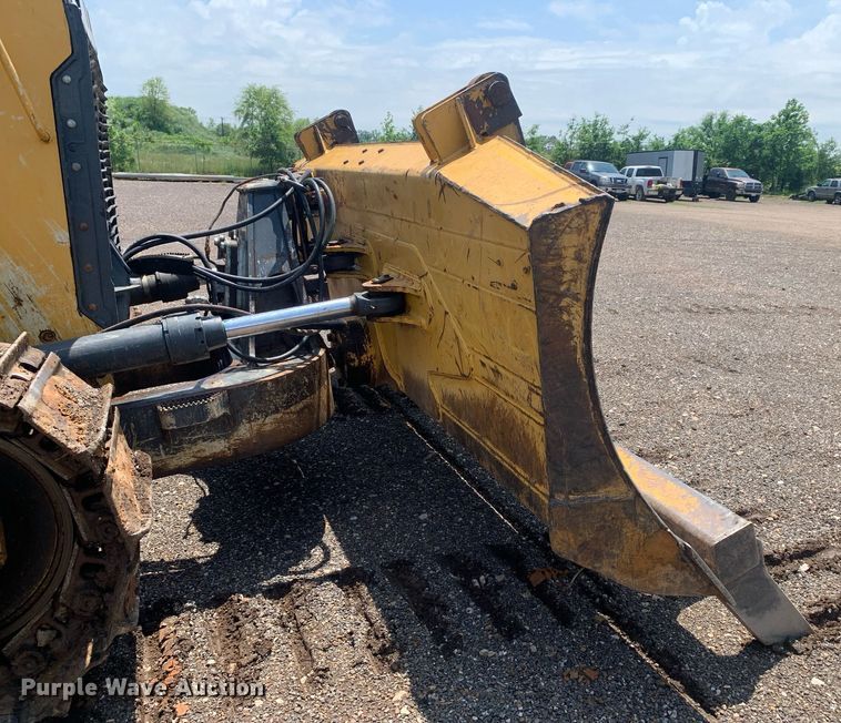 image for item DP8626 2014 John Deere 850K WLT  dozer