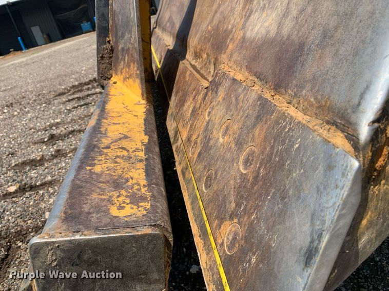 image for item DP8626 2014 John Deere 850K WLT  dozer