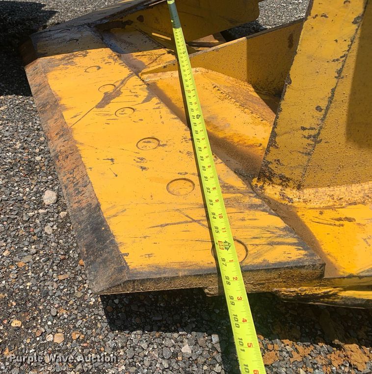 image for item DP8626 2014 John Deere 850K WLT  dozer