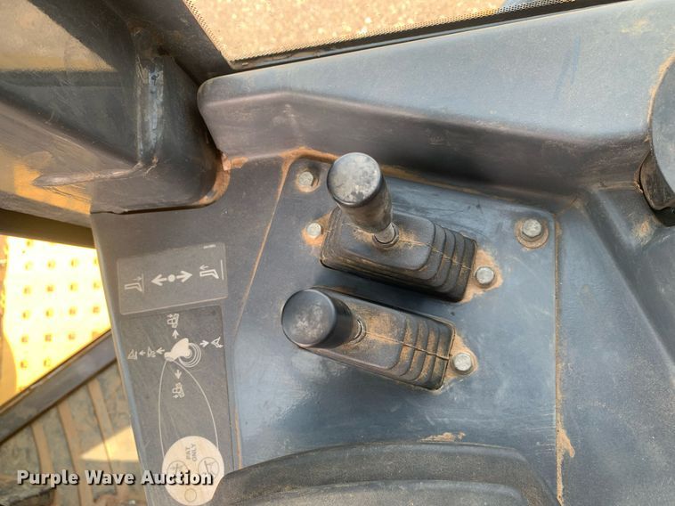 image for item DP8626 2014 John Deere 850K WLT  dozer