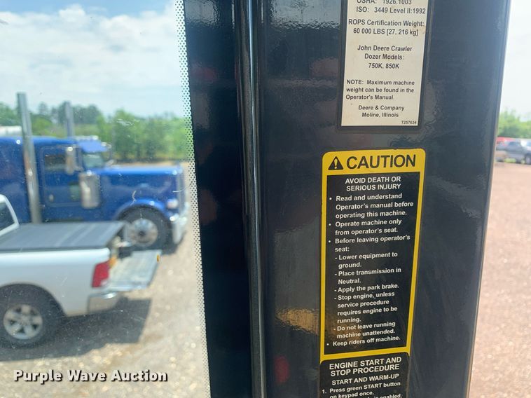 image for item DP8626 2014 John Deere 850K WLT  dozer